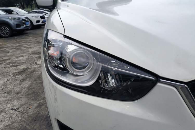 Used Mazda CX-5 2013 2.5L Automatic 4x4 Luxury Version Right Front Headlight