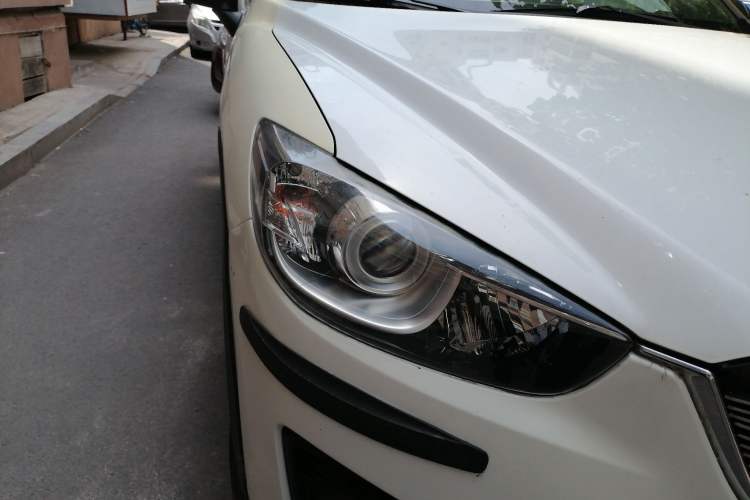 Used Mazda CX-5 2013 2.0L Automatic Two-Wheel Drive Comfort Version Right Front Headlight