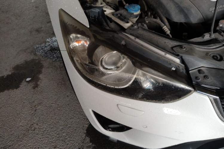 Used Mazda CX-5 2013 2.0L Automatic 4x4 Prestige Edition Right Front Headlight