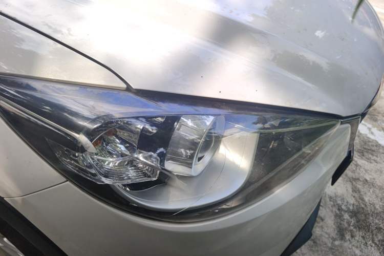 Used Mazda CX-5 2013 2.0L Automatic Two-Wheel Drive Comfort Version Right Front Headlight