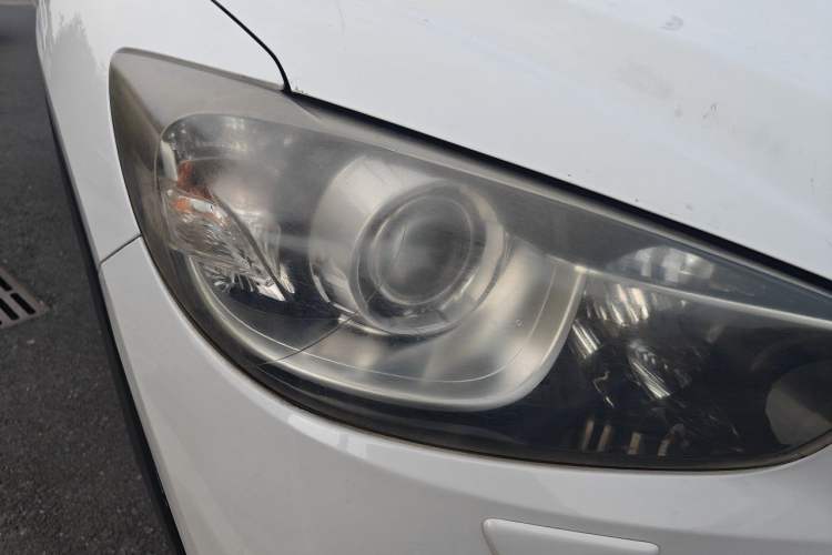 Used Mazda CX-5 2013 2.5L Automatic 4x4 Flagship Edition Right Front Headlight