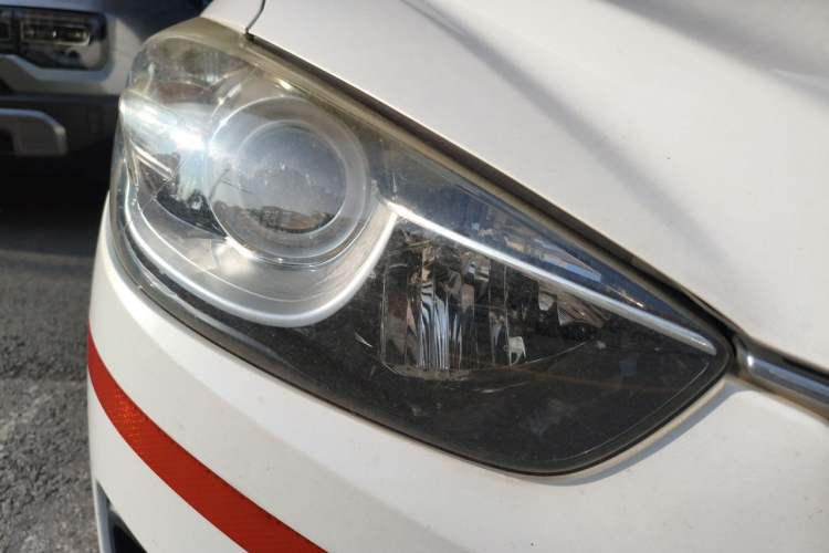 Used Mazda CX-5 2013 2.0L Automatic 4x4 Elite Version Right Front Headlight