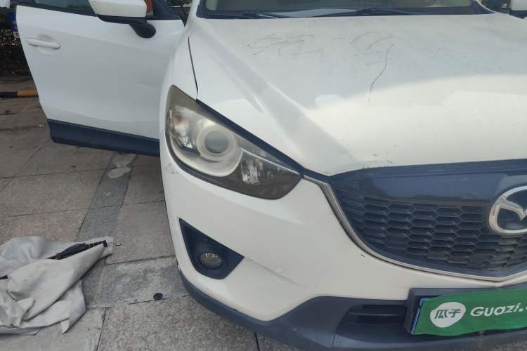 Used Mazda CX-5 2013 2.0L Automatic Two-Wheel Drive Comfort Version Right Front Headlight