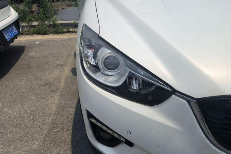 Used Mazda CX-5 2013 2.5L Automatic 4x4 Luxury Version Right Front Headlight