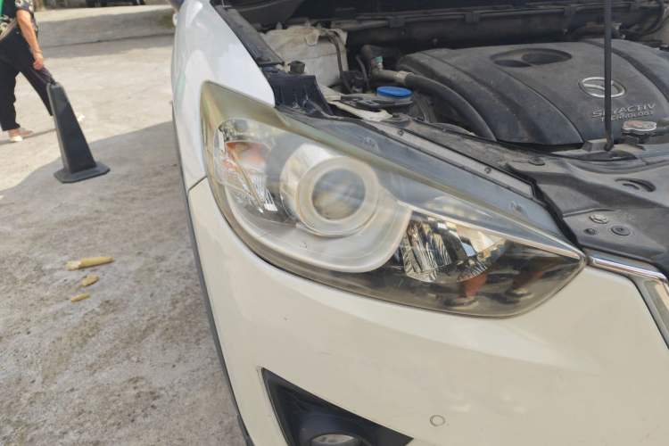 Used Mazda CX-5 2013 2.0L Automatic 4x4 Elite Version Right Front Headlight