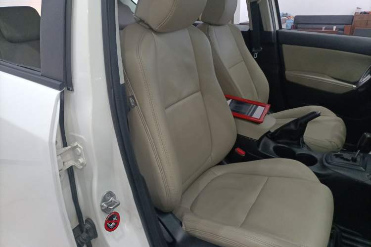 Used Mazda CX-5 2013 2.0L Automatic Two-Wheel Drive Comfort Version Right Front Seat