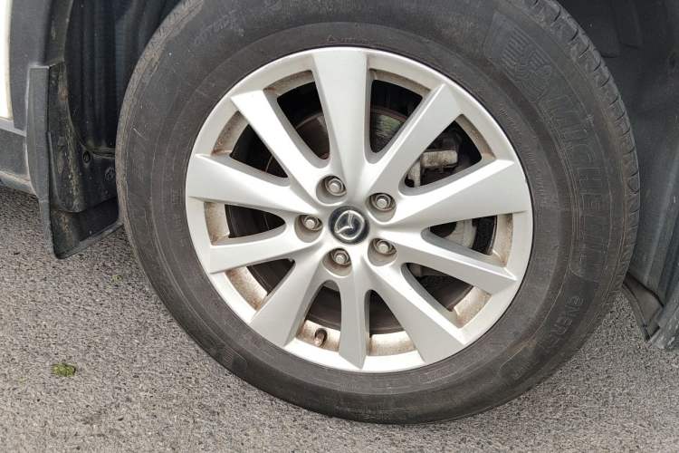 Used Mazda CX-5 2013 2.0L Manual Two-Wheel Drive Comfort Version Right Front Wheel Hub