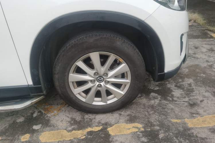 Used Mazda CX-5 2013 2.0L Automatic Two-Wheel Drive Comfort Version Right Front Wheel Hub
