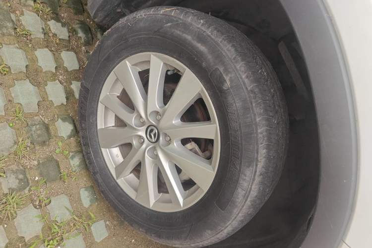 Used Mazda CX-5 2013 2.0L Manual Two-Wheel Drive Comfort Version Right Front Wheel Hub