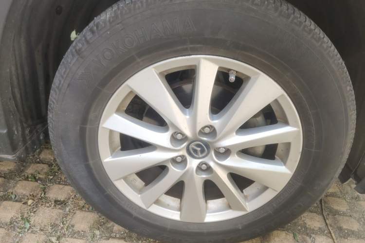 Used Mazda CX-5 2013 2.0L Automatic 4x4 Prestige Edition Right Front Wheel Hub