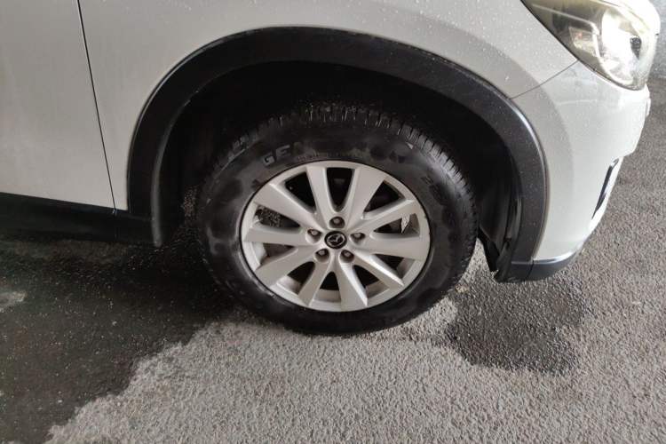 Used Mazda CX-5 2013 2.0L Automatic 4x4 Prestige Edition Right Front Wheel Hub