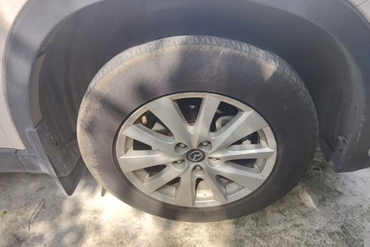 Used Mazda CX-5 2013 2.0L Automatic Two-Wheel Drive Comfort Version Right Front Wheel Hub