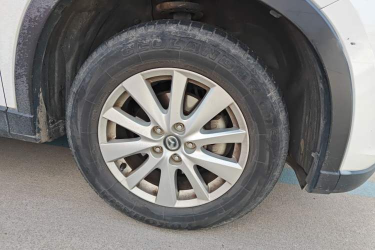 Used Mazda CX-5 2013 2.0L Automatic 4x4 Elite Version Right Front Wheel Hub