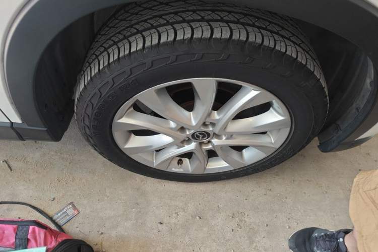 Used Mazda CX-5 2013 2.5L Automatic 4x4 Flagship Edition Right Front Wheel Hub