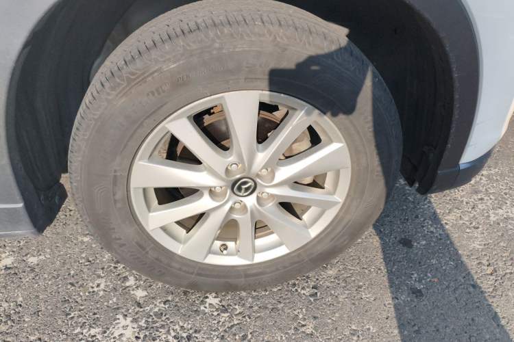 Used Mazda CX-5 2013 2.0L Automatic 4x4 Elite Version Right Front Wheel Hub