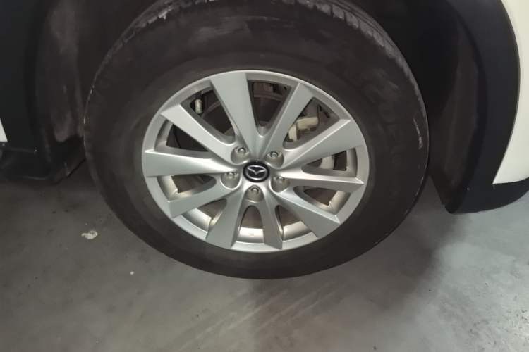 Used Mazda CX-5 2013 2.0L Automatic 4x4 Elite Version Right Front Wheel Hub