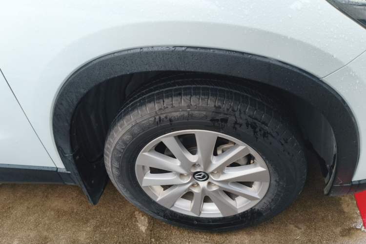 Used Mazda CX-5 2013 2.0L Automatic Two-Wheel Drive Comfort Version Right Front Wheel Hub