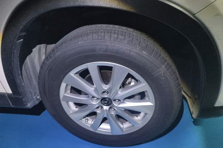 Used Mazda CX-5 2013 2.0L Automatic 4x4 Prestige Edition Right Front Wheel Hub