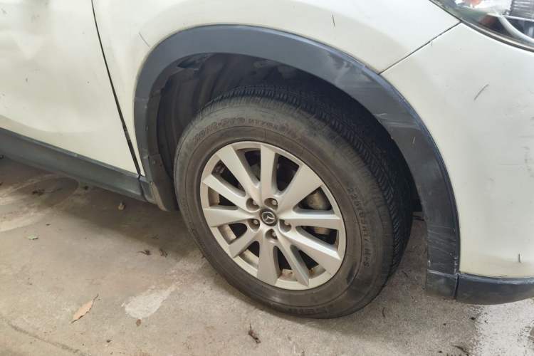 Used Mazda CX-5 2013 2.0L Automatic Two-Wheel Drive Comfort Version Right Front Wheel Hub
