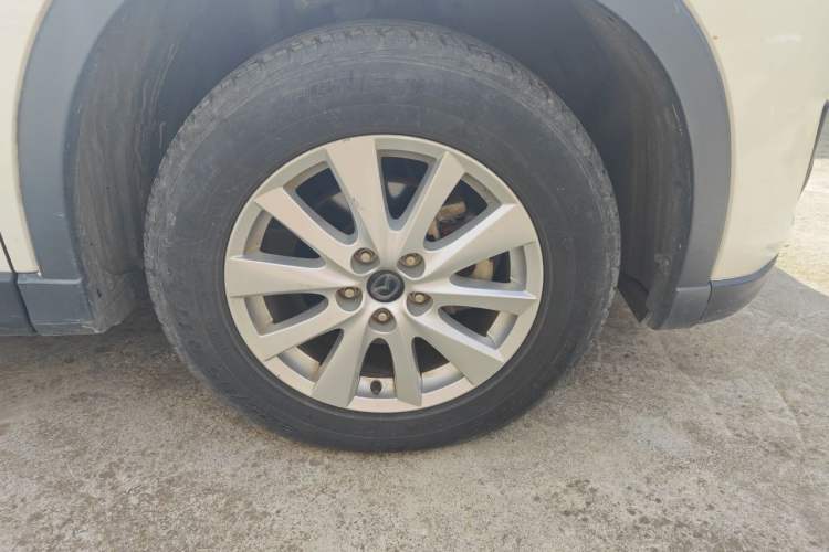 Used Mazda CX-5 2013 2.0L Automatic 4x4 Elite Version Right Front Wheel Hub