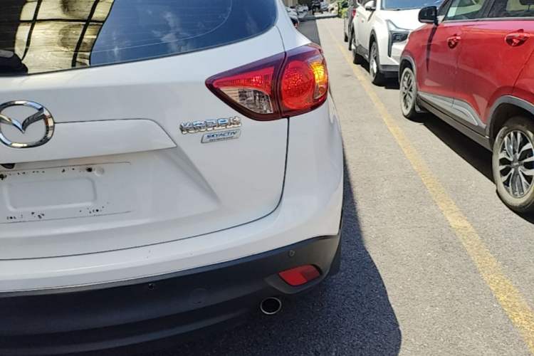Used Mazda CX-5 2013 2.0L Automatic Two-Wheel Drive Comfort Version Right Rear Taillight