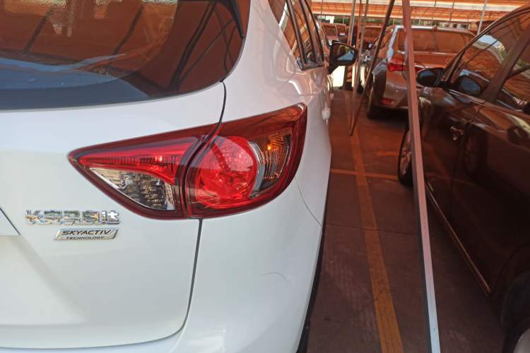 Used Mazda CX-5 2013 2.0L Automatic Two-Wheel Drive Comfort Version Right Rear Taillight