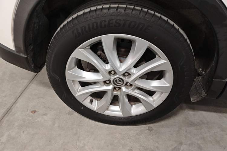 Used Mazda CX-5 2013 2.5L Automatic 4x4 Luxury Version Right Rear Wheel Hub
