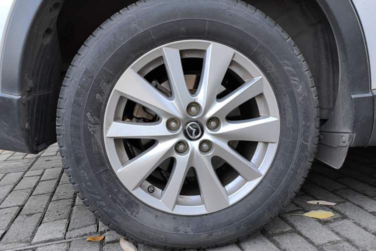 Used Mazda CX-5 2013 2.0L Automatic Two-Wheel Drive Comfort Version Right Rear Wheel Hub