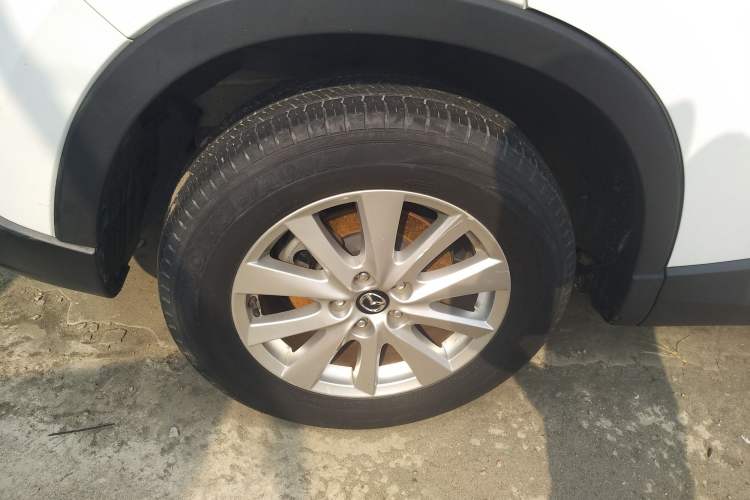 Used Mazda CX-5 2013 2.0L Manual Two-Wheel Drive Comfort Version Right Rear Wheel Hub