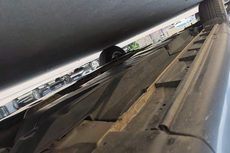 Used Mazda CX-5 2013 2.0L Automatic 4x4 Prestige Edition Right Side Sill