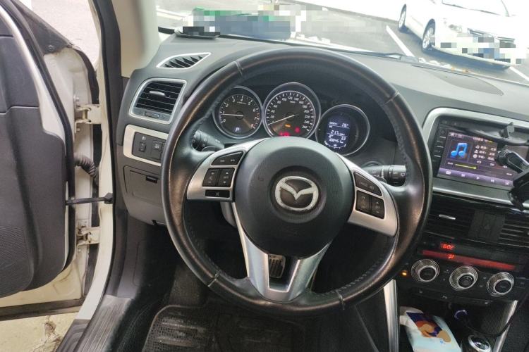 Used Mazda CX-5 2013 2.5L Automatic 4x4 Luxury Version Steering Wheel