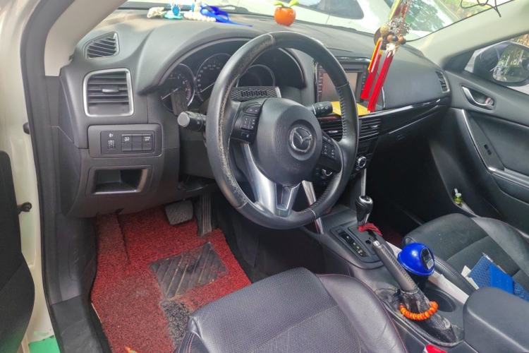 Used Mazda CX-5 2013 2.5L Automatic 4x4 Luxury Version Steering Wheel
