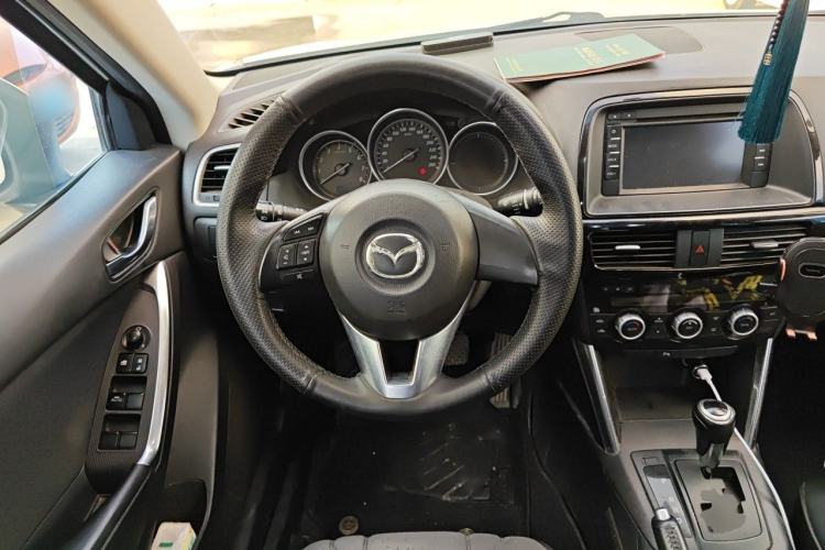 Used Mazda CX-5 2013 2.0L Automatic 4x4 Elite Version Steering Wheel