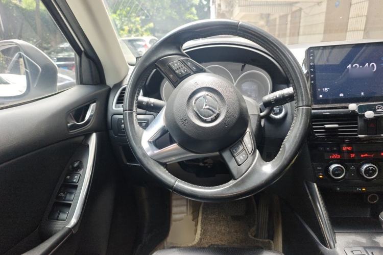 Used Mazda CX-5 2013 2.5L Automatic 4x4 Luxury Version Steering Wheel