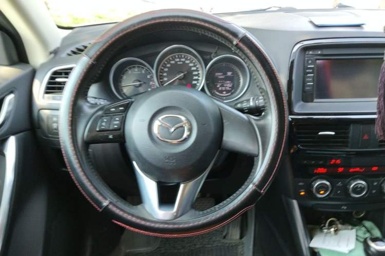 Used Mazda CX-5 2013 2.0L Automatic 4x4 Elite Version Steering Wheel