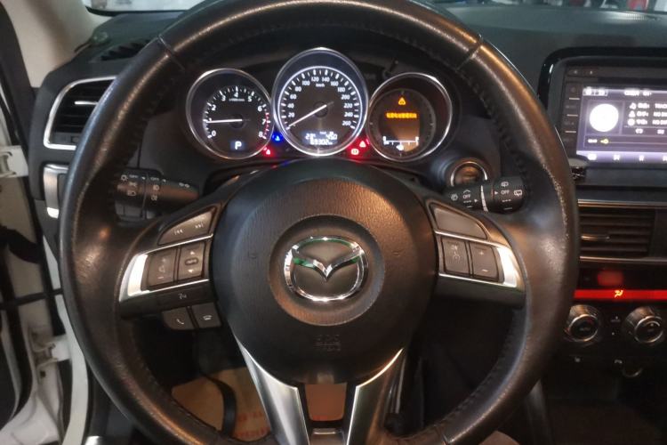 Used Mazda CX-5 2013 2.5L Automatic 4x4 Luxury Version Steering Wheel