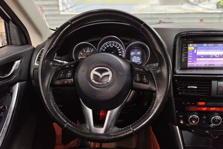 Used Mazda CX-5 2013 2.5L Automatic 4x4 Luxury Version Steering Wheel