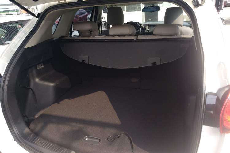 Used Mazda CX-5 2013 2.0L Manual Two-Wheel Drive Comfort Version Trunk