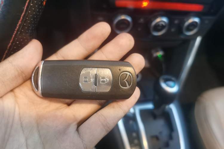 Used Mazda CX-5 2013 2.0L Automatic Two-Wheel Drive Comfort Version Vehicle Key