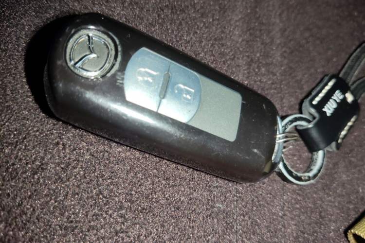 Used Mazda CX-5 2013 2.0L Automatic Two-Wheel Drive Comfort Version Vehicle Key