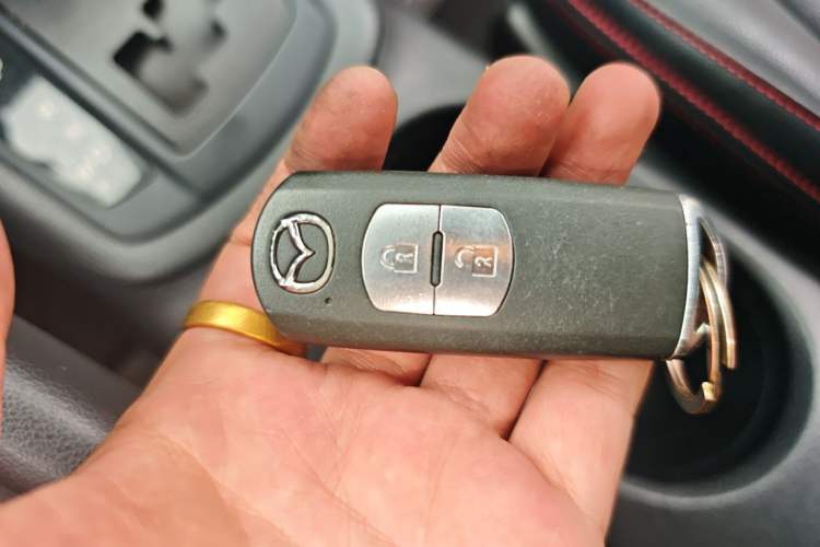 Used Mazda CX-5 2013 2.0L Automatic Two-Wheel Drive Comfort Version Vehicle Key