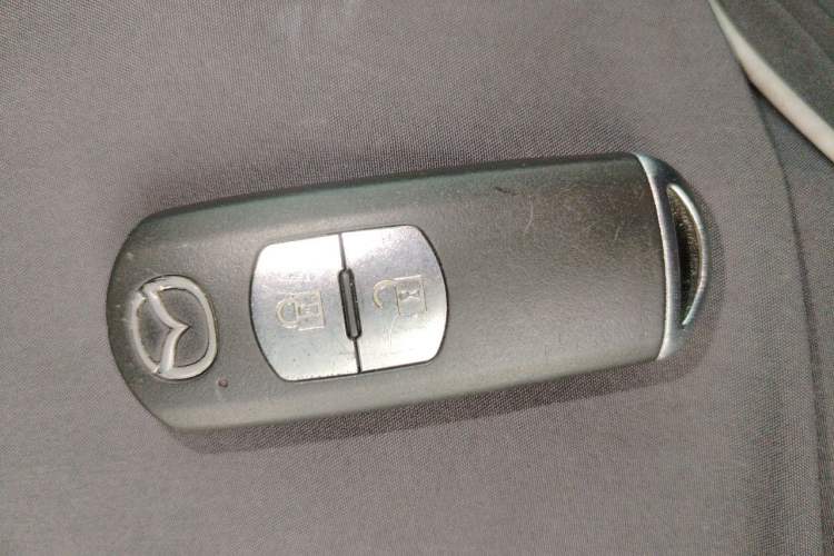 Used Mazda CX-5 2013 2.0L Automatic Two-Wheel Drive Comfort Version Vehicle Key