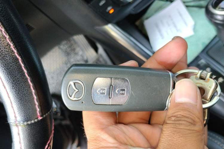 Used Mazda CX-5 2013 2.0L Automatic 4x4 Elite Version Vehicle Key