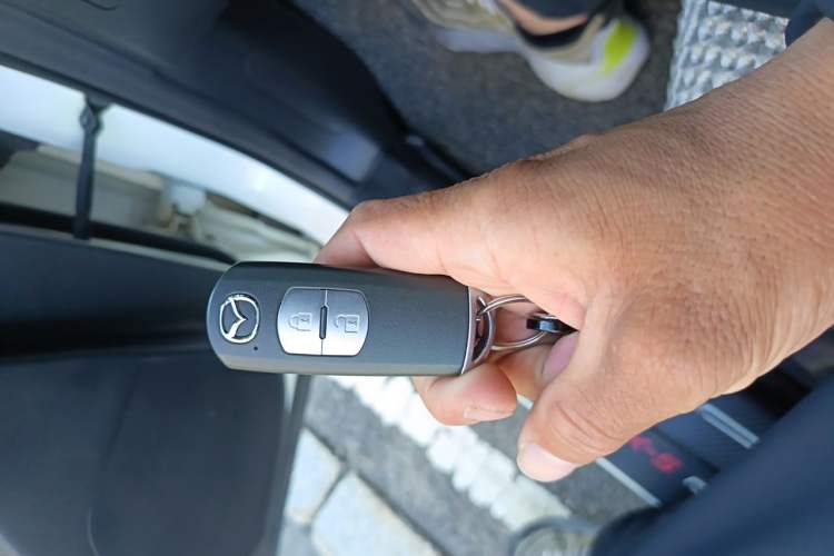 Used Mazda CX-5 2013 2.0L Automatic Two-Wheel Drive Comfort Version Vehicle Key