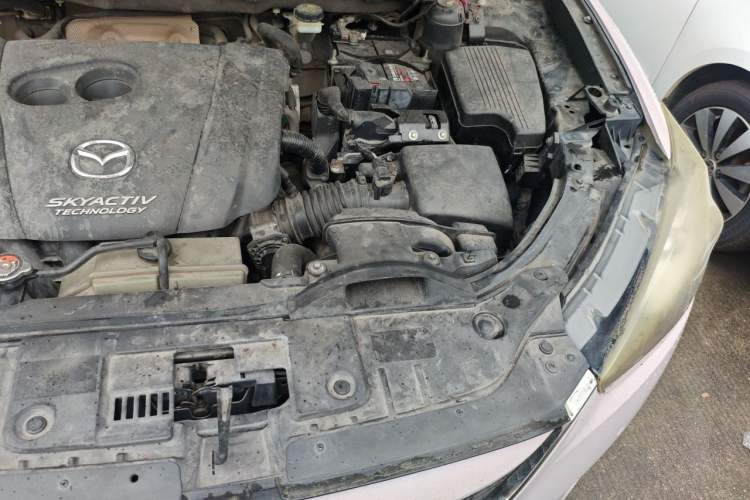 Used Mazda CX-5 2014 2.0L Automatic Two-Wheel Drive Urban Version Engine Bay Left