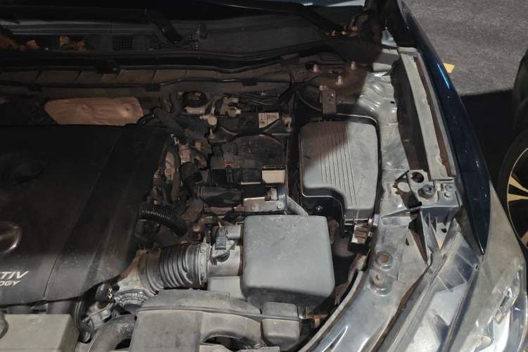 Used Mazda CX-5 2014 2.0L Automatic Two-Wheel Drive Urban Version Engine Bay Left