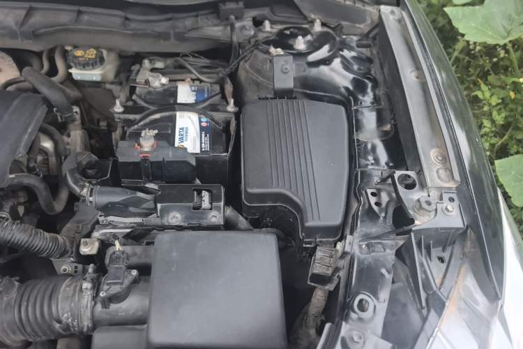 Used Mazda CX-5 2014 2.0L Automatic Two-Wheel Drive Urban Version Engine Bay Left