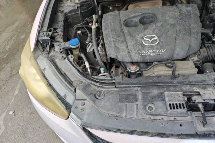 Used Mazda CX-5 2014 2.0L Automatic Two-Wheel Drive Urban Version Engine Bay Right