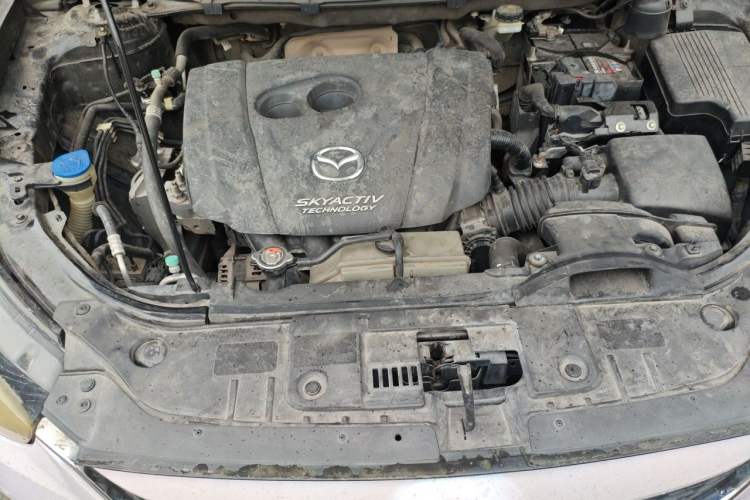 Used Mazda CX-5 2014 2.0L Automatic Two-Wheel Drive Urban Version Engine Bay
