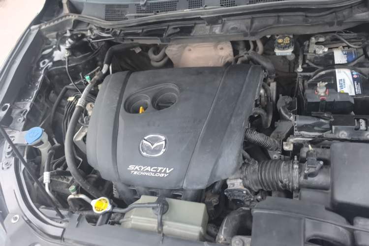 Used Mazda CX-5 2014 2.0L Automatic Two-Wheel Drive Urban Version Engine Bay